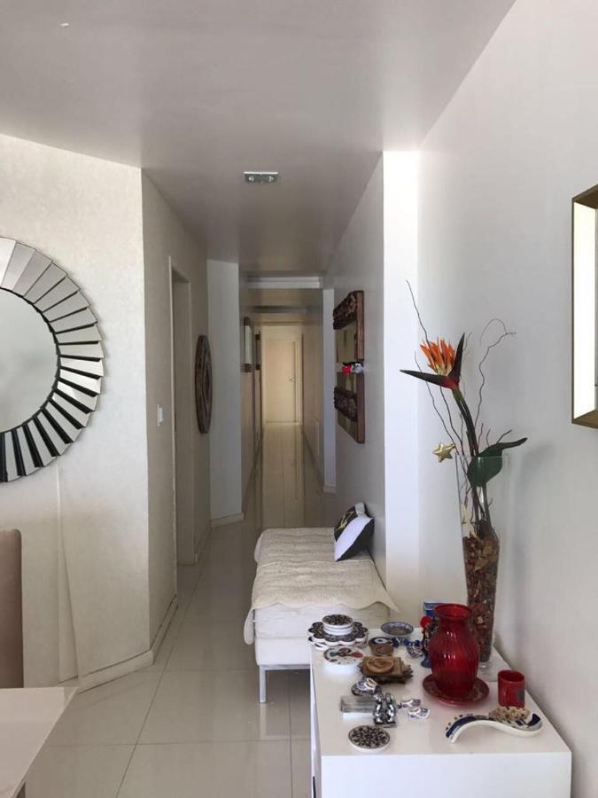 Frente A Praca Aguas Apartamento *